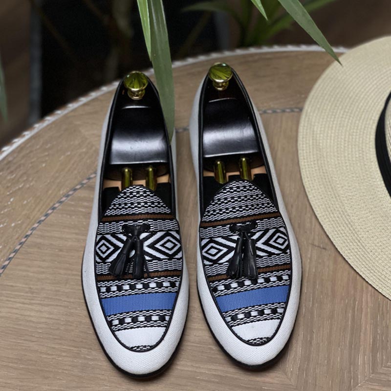 Embroidered-Fringe-Loafers-White-MA0322307-2.jpg