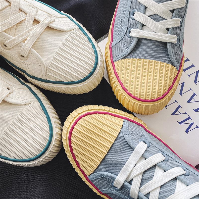 High-Top-Off-Aft-Canvas-Shoes-White-04.jpg