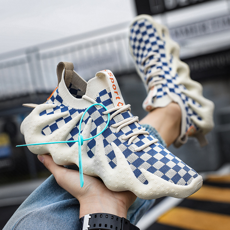 Men-Casual-Paw-Sneakers-02.jpg