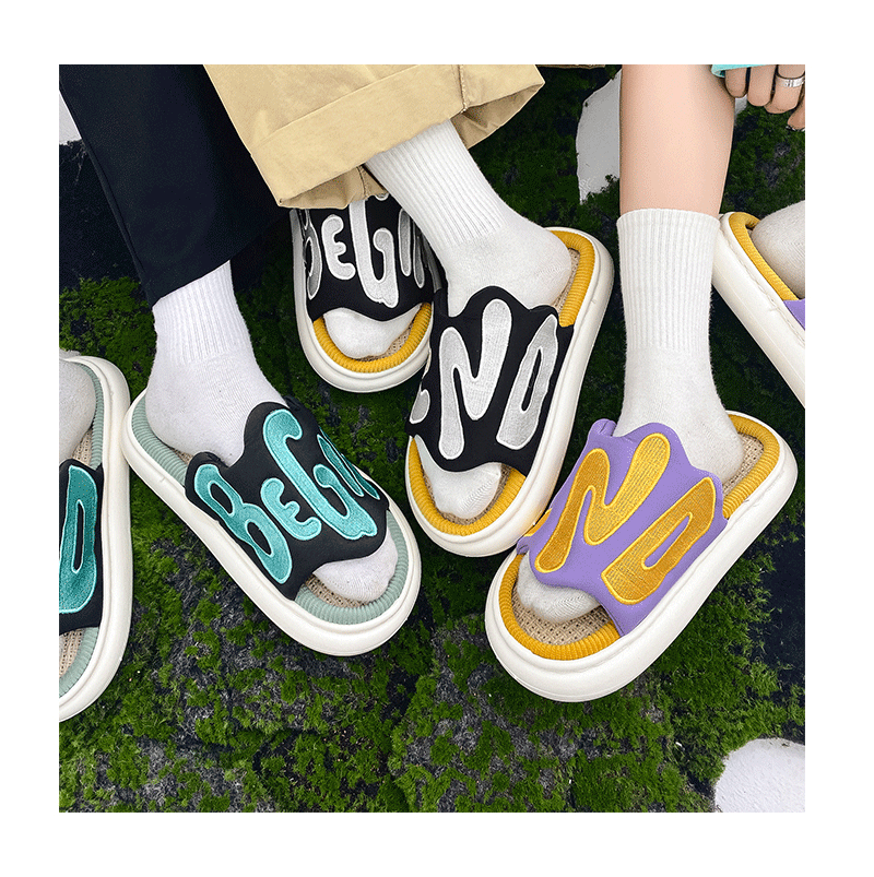 Men-Embroidery-Slippers-Blue-02.png