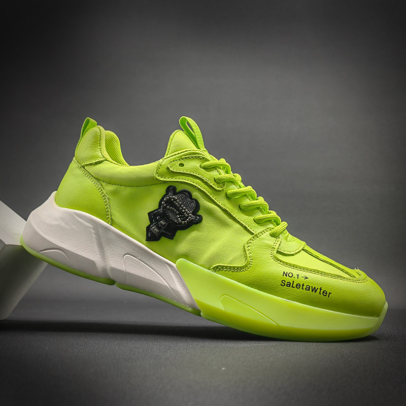 Men-Sneakers_MD015619-4.jpg