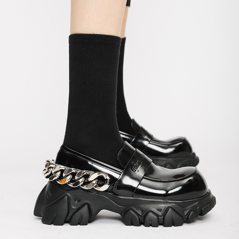 Women-British-Patent-Leather-Shoes-Black-3.jpg