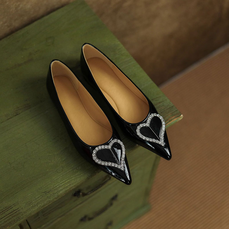Women-Heart-Rhinestone-Single-Shoes-4.jpg