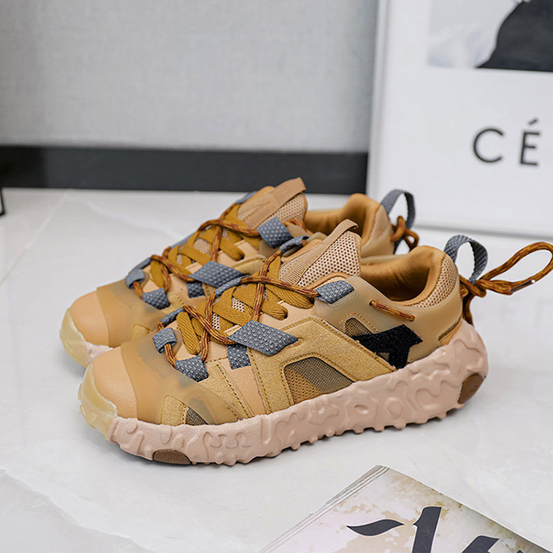 Women-Sneakers_WD013904-3.jpg